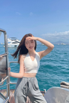 饥渴人妻精油按摩的功效